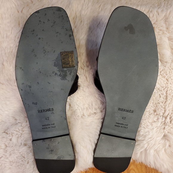 💕SOLD💕Hermes Orans: Suede Goatskin w/ Crystals - Picture 5 of 7